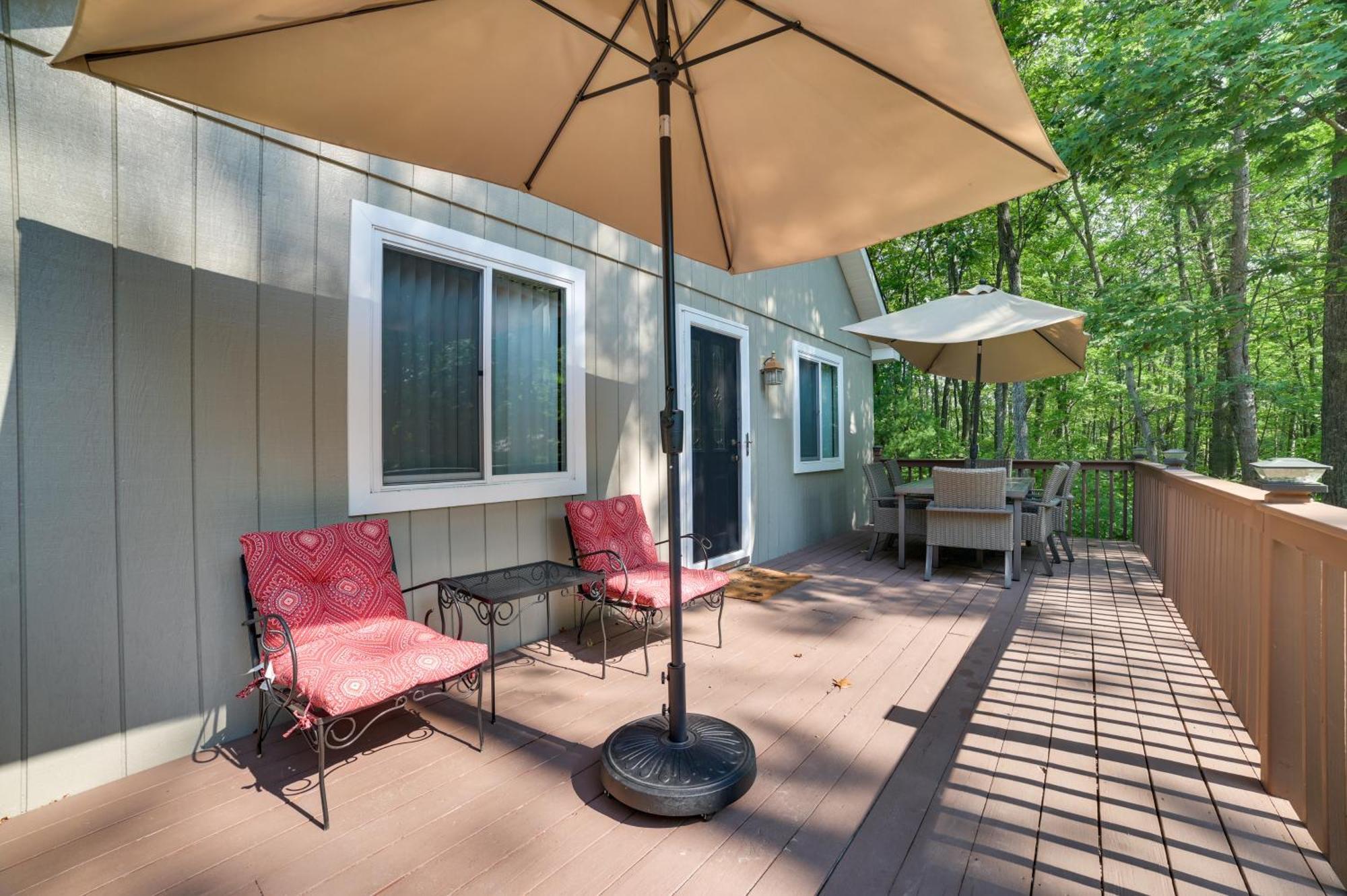 Roscommon Retreat With Deck About 1 Mile To Higgins Lake Exterior photo